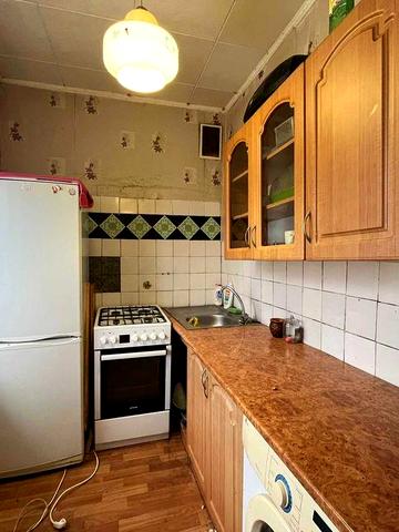 Терміново дешево Продаж  2к  вул.Салютна 8 Нивки  метро 15 хв ЖК Салютна 8