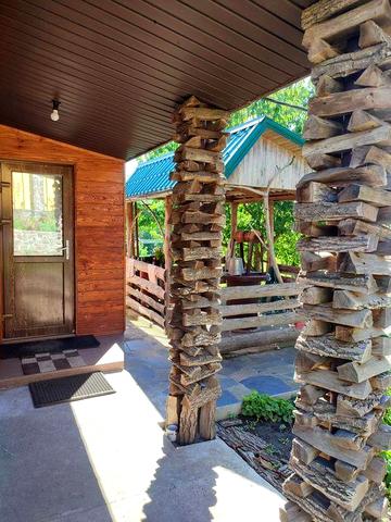 Продам заміський будинок