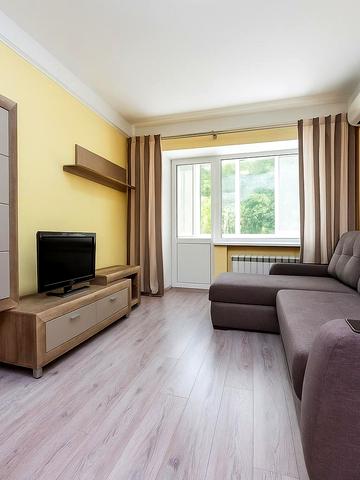 Німанська вул., 2