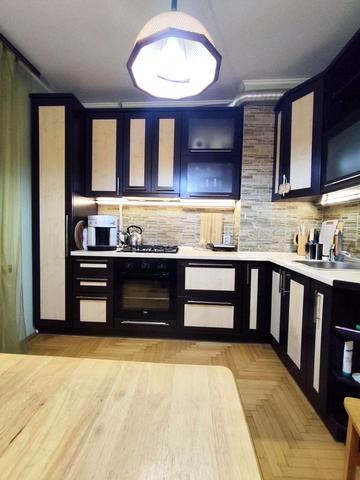 Вербова вул., 44