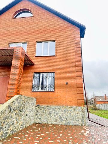 Крамаренківська вул., 48