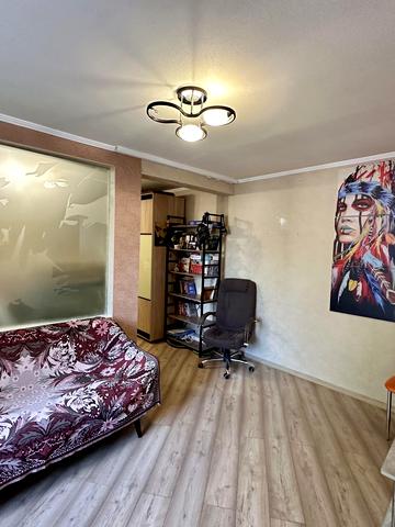 Валерянівська вул., 1