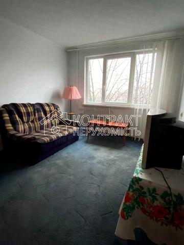 Амосова вул. (Корчагінців), 25