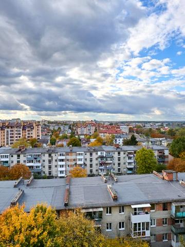 Уляни Кравченко вул., 8