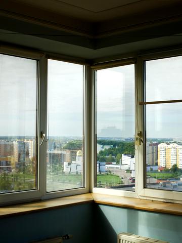 Зубрівська вул., 32