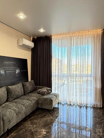 Цегельний пров., 18