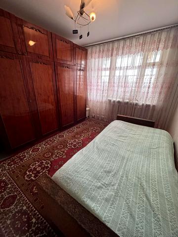 Короленка вул., 33