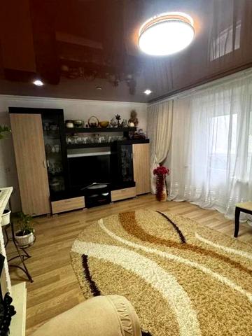 Академіка Корольова вул., 9