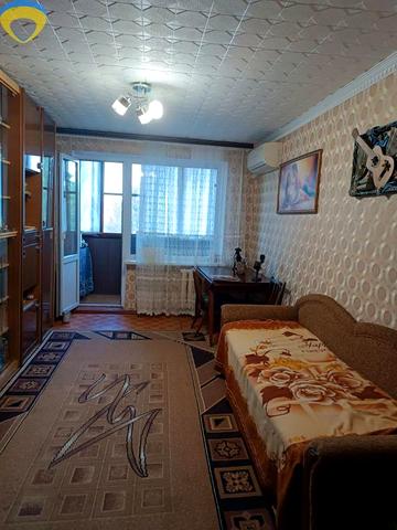 Академіка Філатова вул., 90