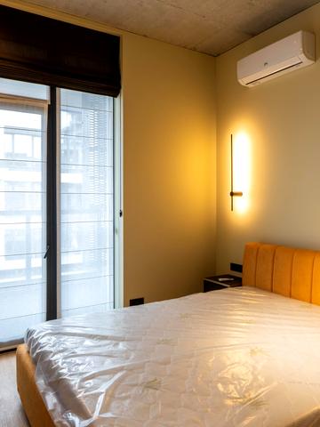 Ґарета Джонса вул. (Сімї Хохлових), 12