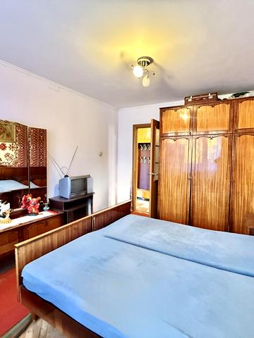 Наукова вул., 104