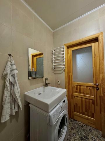 Стрілецька вул., 100