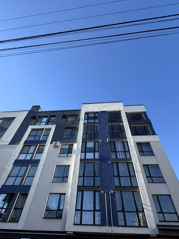 Весела вул., 35