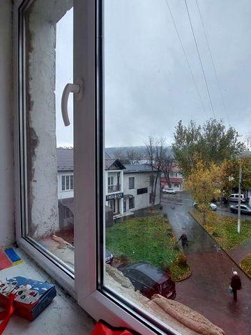 Продам 2-кімнатну квартиру. Вул.Стависька,33.