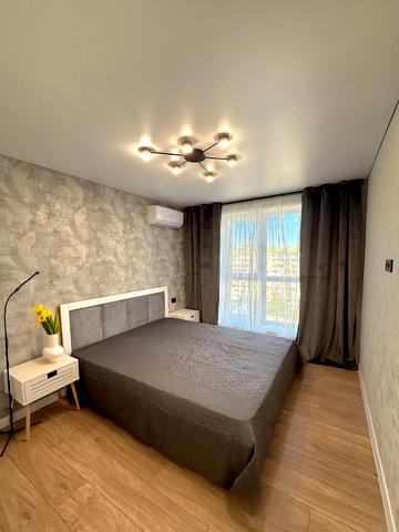 Байди Вишневецького вул., 103