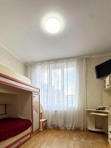 Оренда 3-кім новобудови, по вул Чорноморській 4а, р- н готелю Буковина