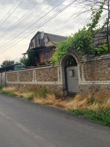 Продається газифікований будинок