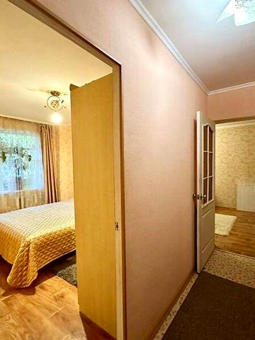 Продаж 2к Квартира Набережна Перемоги вулиця