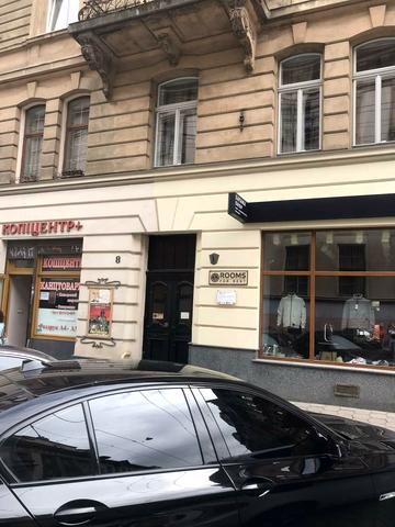 Юліуша Словацького вул., 8