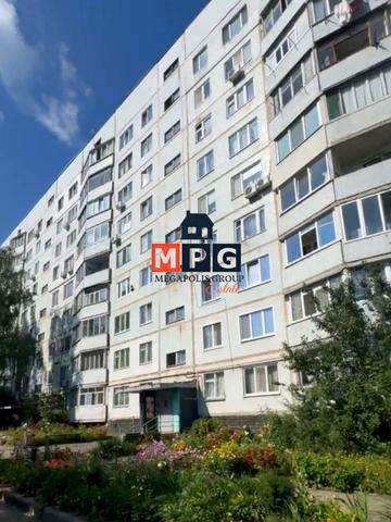 Золочівська вул., 26