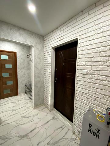 Львівське шосе, 32