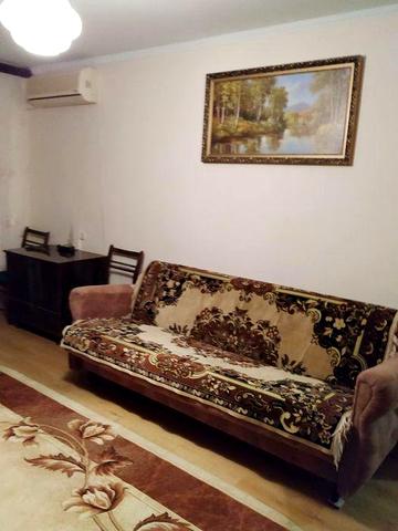 Продаю! 2к/к  3 Слобідська.