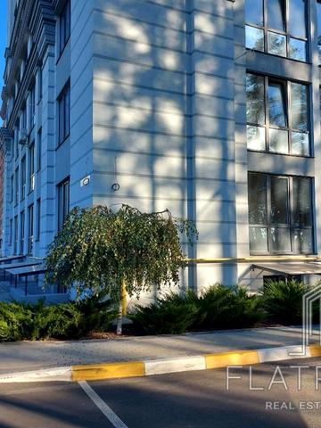 Університетська вул., 1-Ш