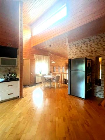 Нахімова вул., 5