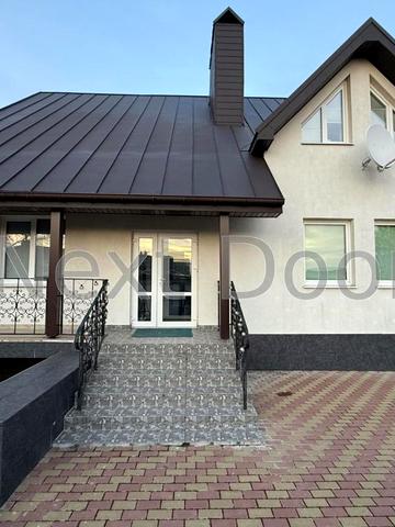 Центральна вул.