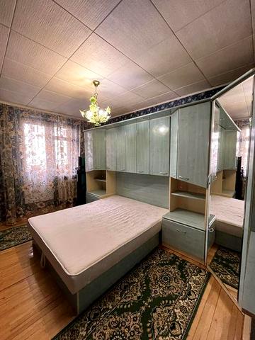 Трикімнатна, початок вул. Скальда