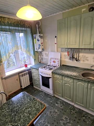 Алана Шепарда вул. (Суворова), 11