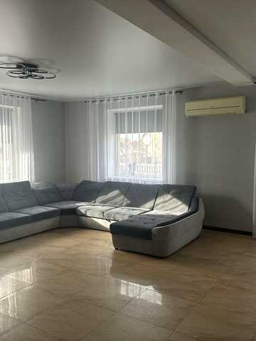 Продається будинок в місті Мена