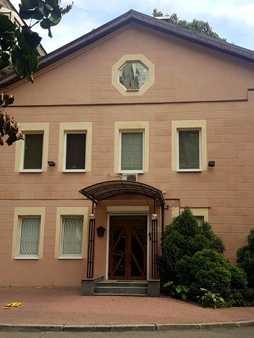 Панаса Мирного вул., 9-В