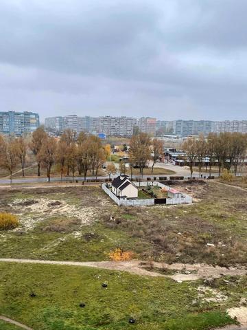 Героїв бульв., 10