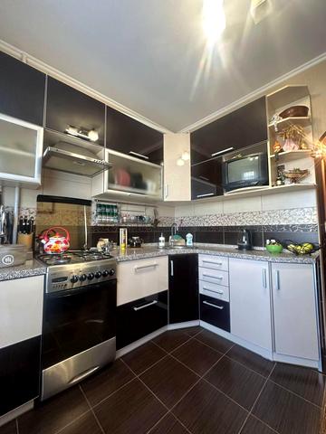 Незалежності вул., 14