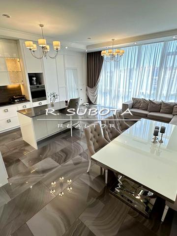 Сергія Подолинського вул. (Благоєва), 31