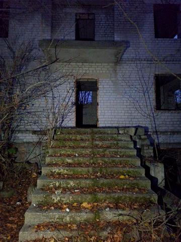 Сдам дом 2ух эт под ремонт 150м2