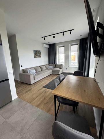 Володимира Лендьєла вул. (Василя Докучаєва), 17