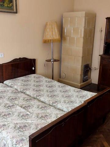 Центр ,стрийський ринок1кім.40м.-9000грн.