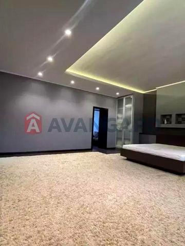 Продам 4к квартиру Центр ЖК Каскад