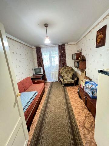 Продам 3х кімнатну квартиру в центрі Магдалинівки