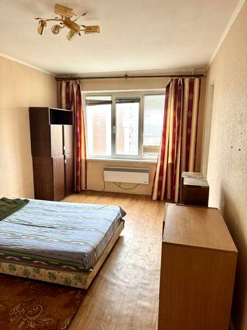 Продається 4 кімнатна квартира 7 поверх не кутова Долинська