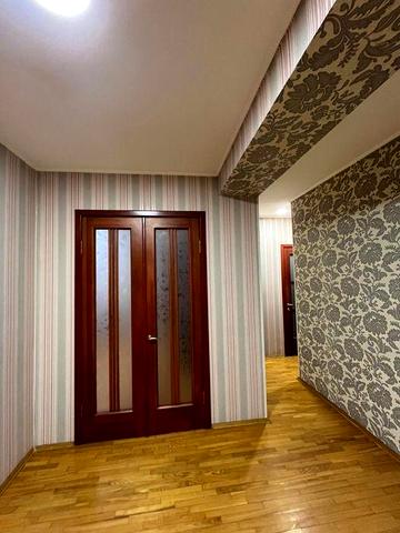 2-ком квартира 70м ул.Космическая, 47, Науки Центр "обкомовский дом"