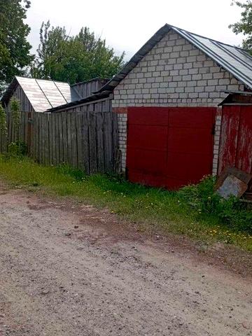 Цегляний будинок с. Івот