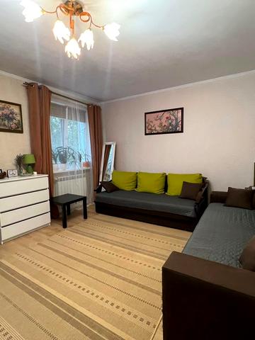 Героїв 128-ї Бригади вул., 33