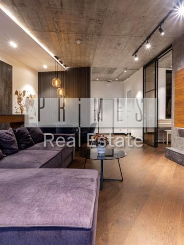 Буслівська вул., 12