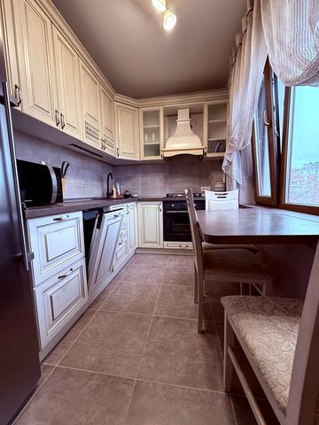 Ювілейний просп. (), 53