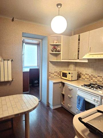 Здається 1-кімнатна квартира на вул. Автозаводська, 93