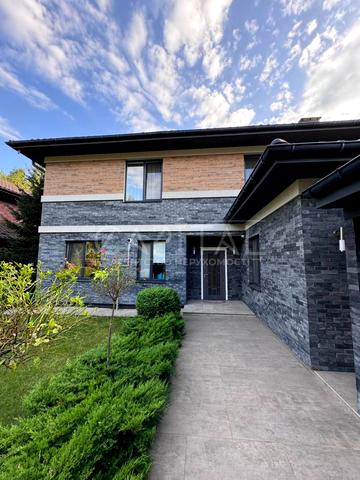 Леоніда Бірюкова бульв.