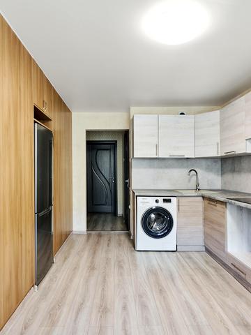 Миропільська вул., 15-Б